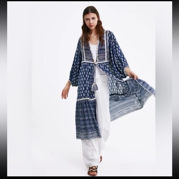 Zara Embroidered Kimono with Tassels Size - Medium-Large - Picture 4 of 12